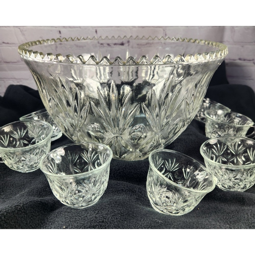 Gorgeous Vintage Large Glass Punch Bowl with 6 Cups Formal / Holiday Parties